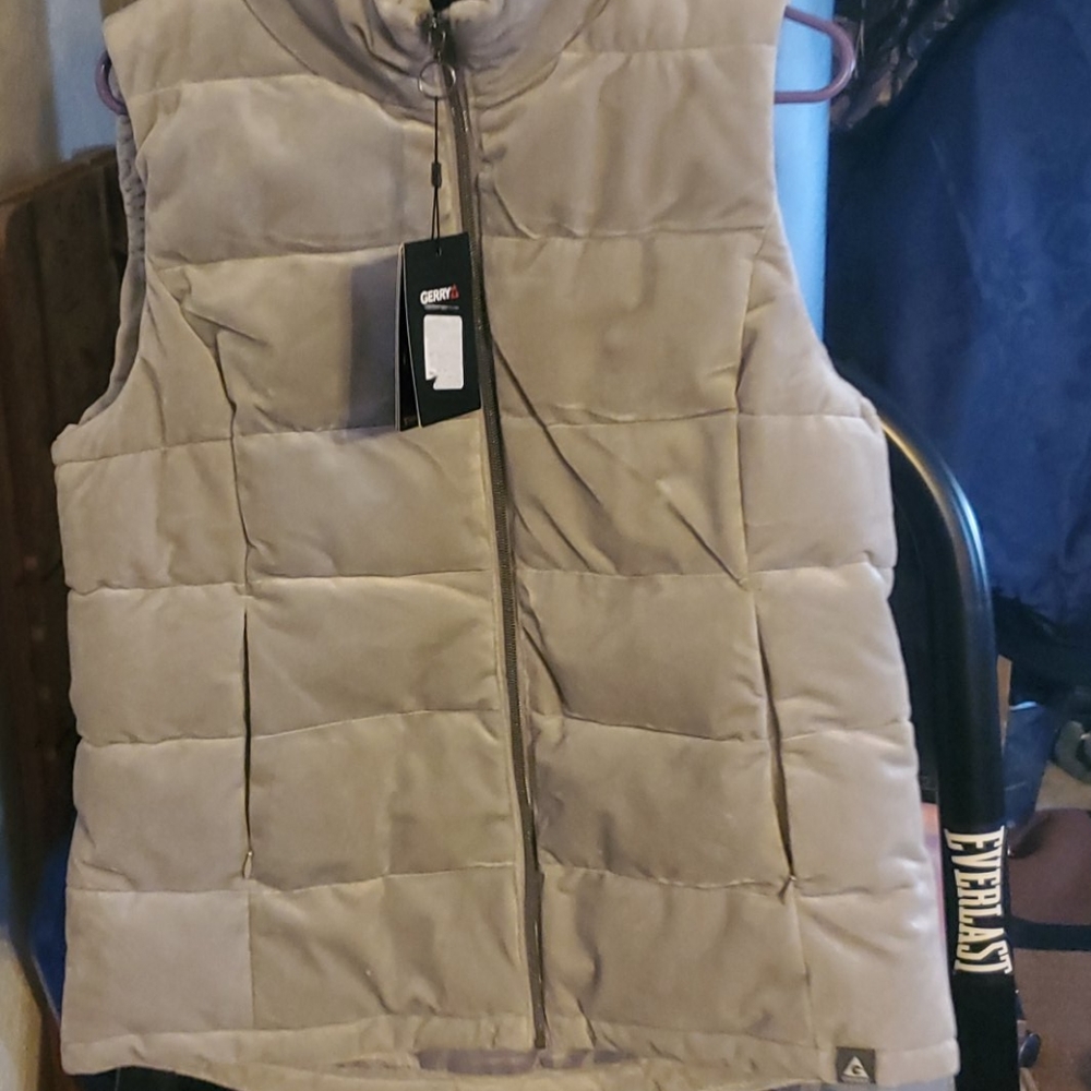 Gerry gray puffer vest